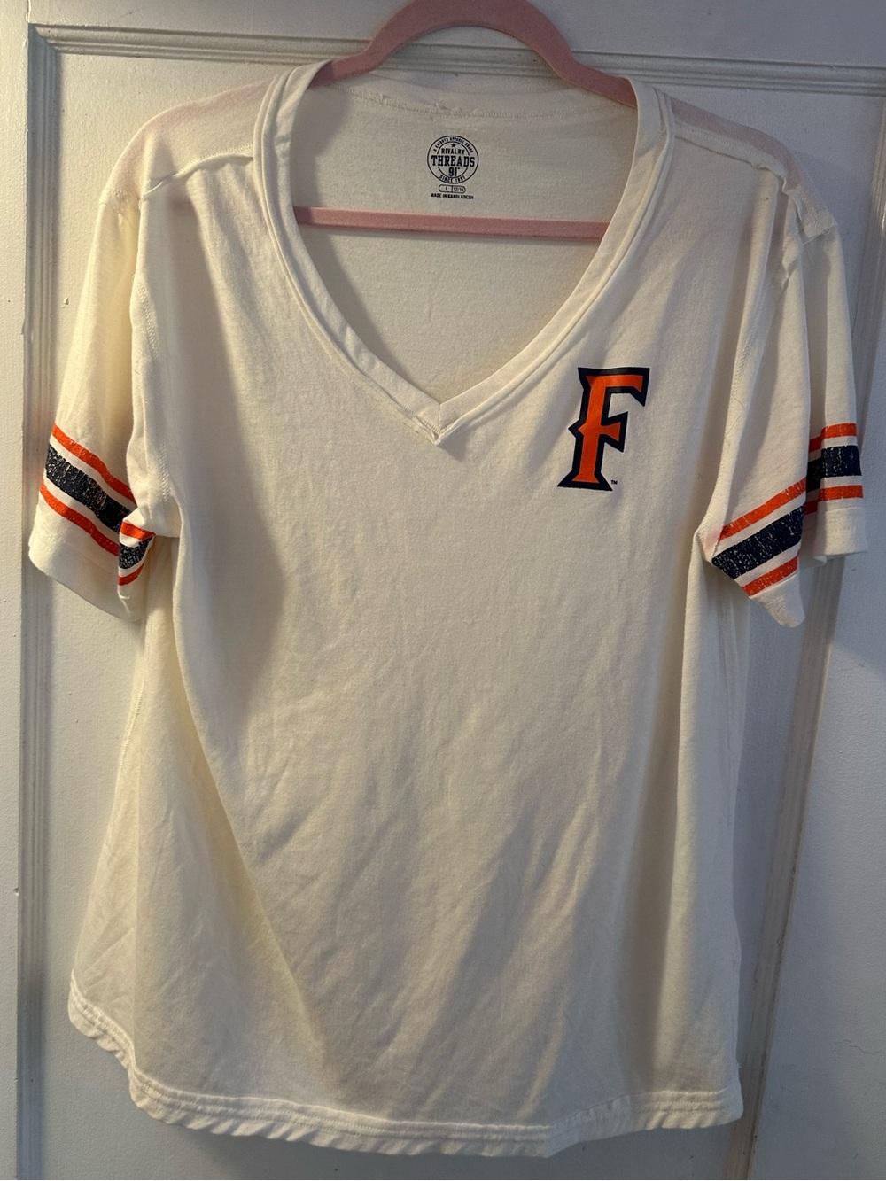 women's Florida Gators oversized V-Neck Tee.